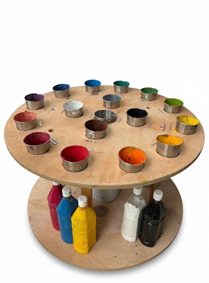 Mesa Paleta Cromática insipirada en Arno Stern